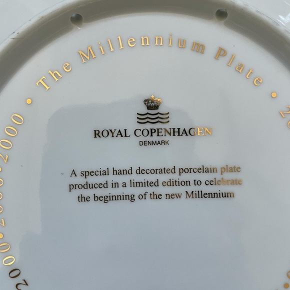 Royal Copenhagen Millennium Plate - Picture 4 of 5